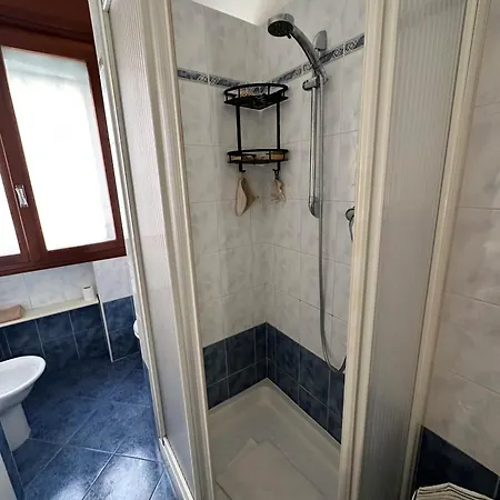 Leopardi 81 - 400 Mt Dall' Autodromo F1 Apartmán