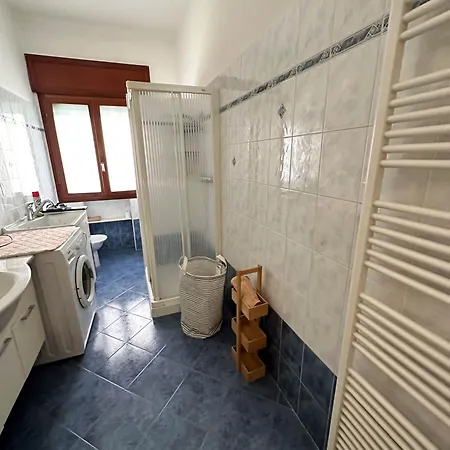 Leopardi 81 - 400 Mt Dall' Autodromo F1 *