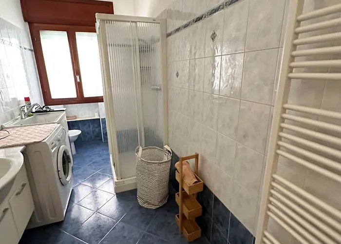 Leopardi 81 - 400 Mt Dall' Autodromo F1 *